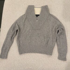 Banana Republic Gray Ribbed Sweater